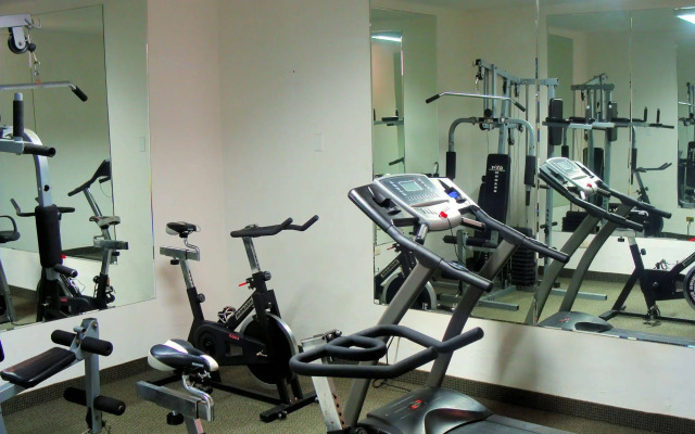 Miraflores Colon Hotel