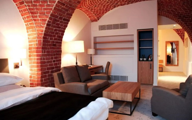 Great Polonia The Granary La Suite Hotel