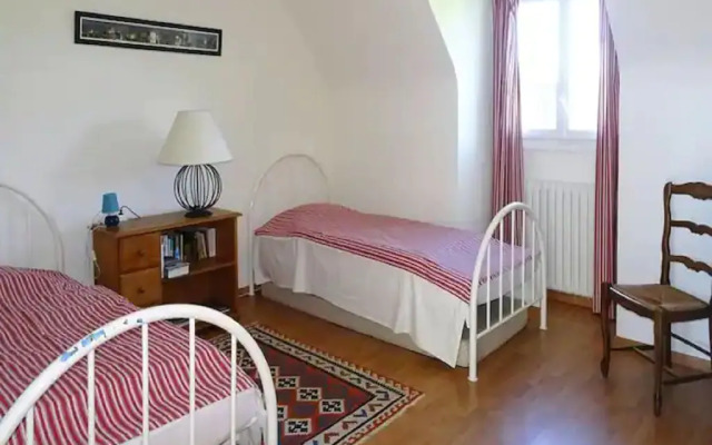 Holiday Home With Private Outdoor Pool, Gouesnac"h