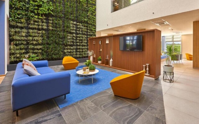 City Express Suites by Marriott Cancún Aeropuerto Riviera