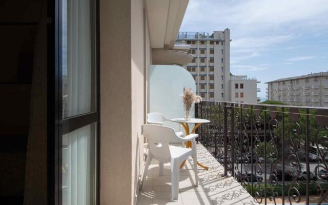 Hotel Baby Bed and Breakfast