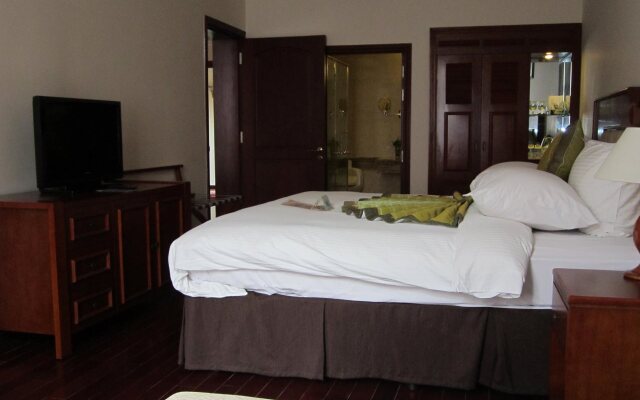 First-Luxury Wing Hotel Saigon