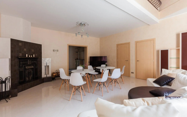 Дом Звезда 2000