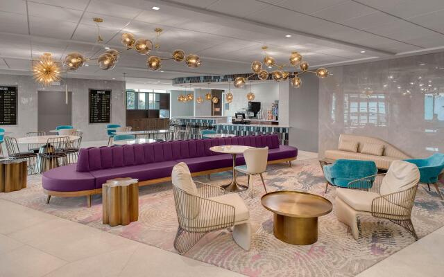 Holiday Inn Chicago – Midway Airport S by IHG