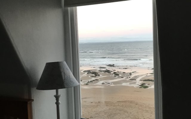 East Sands Holiday Apartment