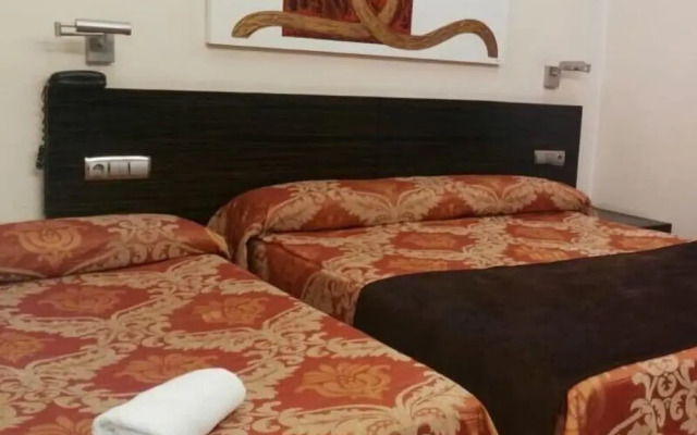 Hospedium Hotel Los Periquitos