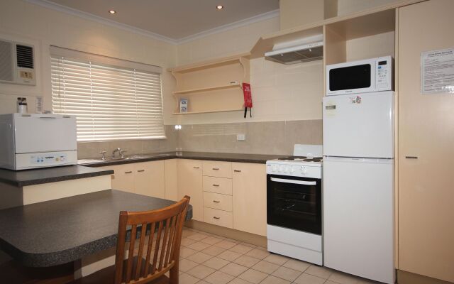 Allambi Holiday Apartments