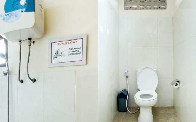 OYO 677 Rianes Family Guest House