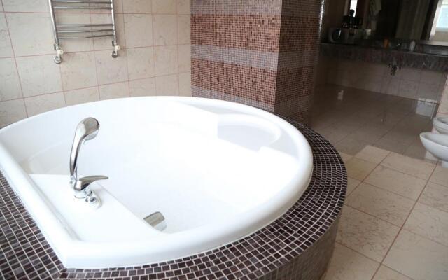 Отель KTC Ugra Classik