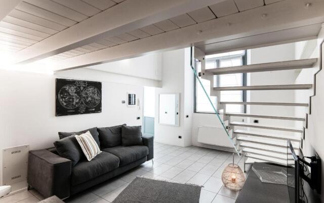 Como City Loft - byMyHomeinComo
