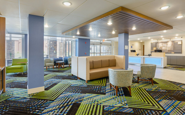 Holiday Inn Express & Suites Abingdon by IHG