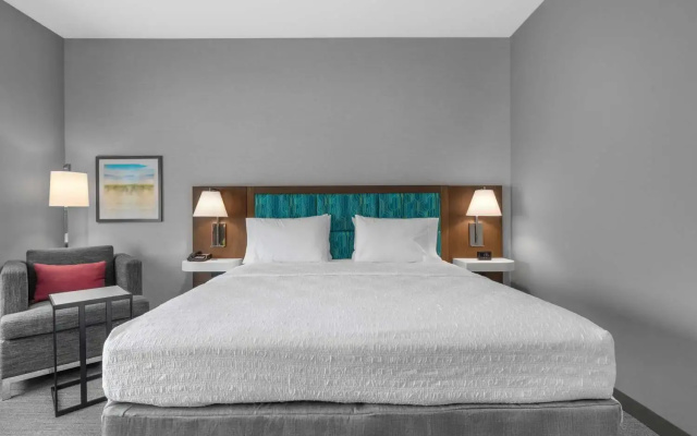 Hampton Inn & Suites By Hilton Bakersfield Central