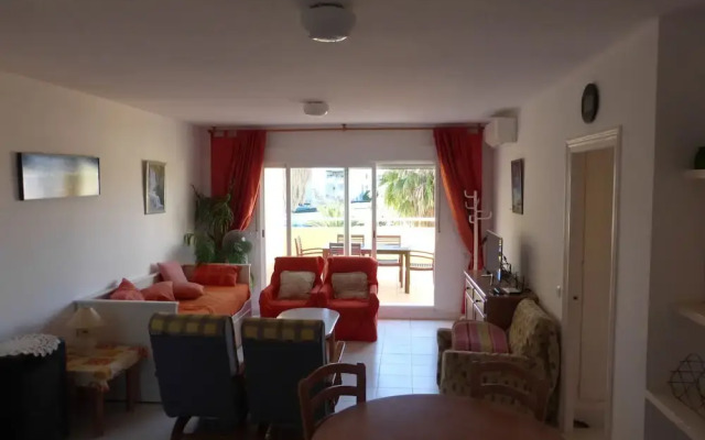 Beautiful 2 Bedroom, 2 Bathroom Apartment