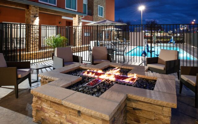 Residence Inn By Marriott Visalia