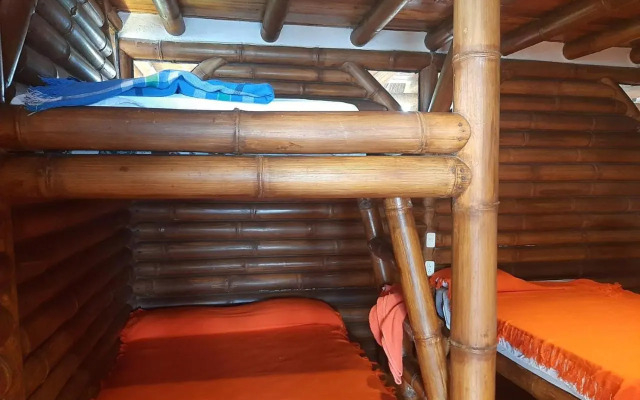 Hotel Bam-Bu Mompiche