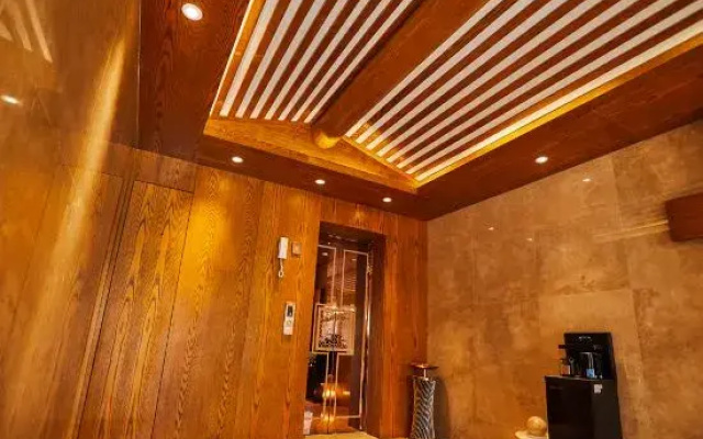 Fuyang aikewei Hotel