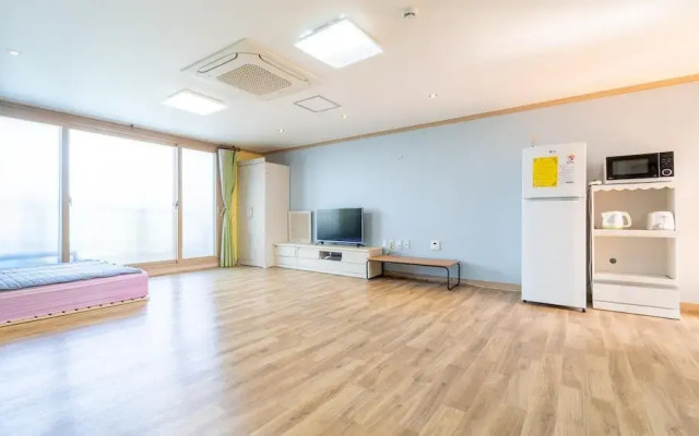 Yeosu Moranggee Pension