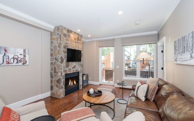 River Club 204 3 Bedroom Condo by Alpine Lodging Telluride