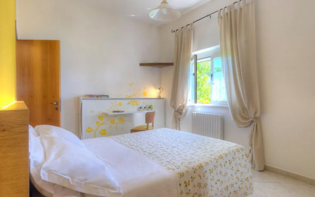 Bellafiora Bed & Breakfast