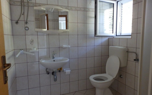 Ren - 150 m From Beach - A3