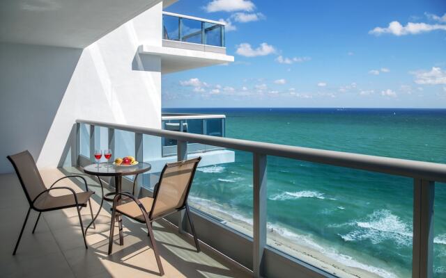 Cote D'Azur Ocean Apartments Miami Beach