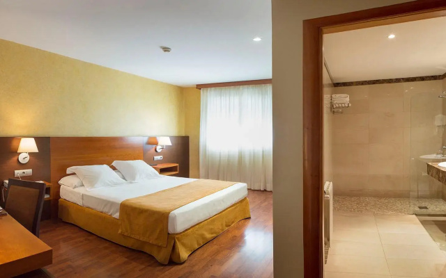 Hotel Torre De Sila