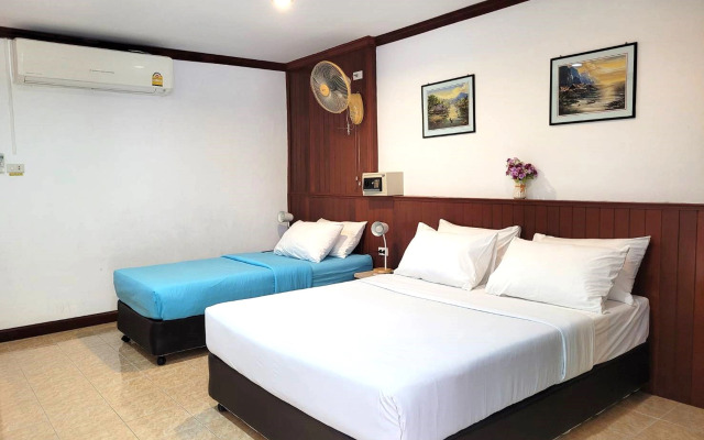 Rabbit Mansion Patong Hotel