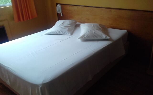 Alvear Hotel
