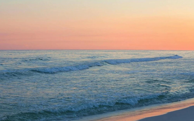 Seascape Lakefront Villas 128- Retreat Yourself