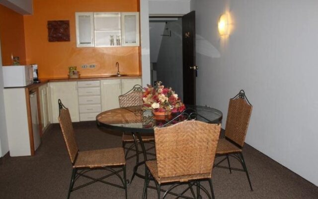 Suites Antique Apart Hotel