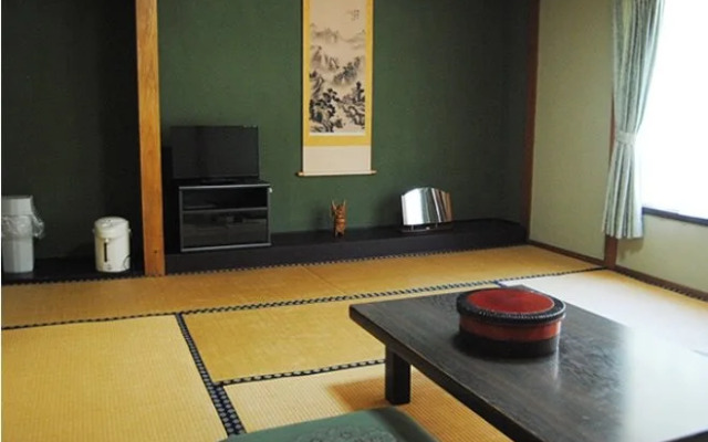 Nojiri Lake Side Hotel