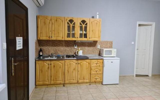Amina Apartman