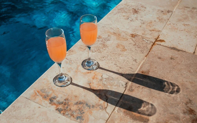 Secluded Villa With Pool3min to Beachfree Utilities