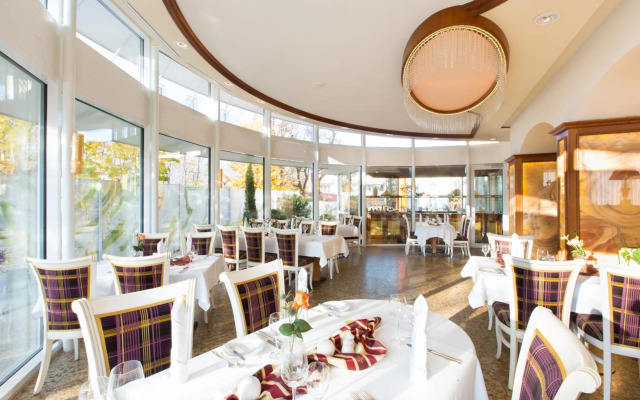 Akzent Hotel Restaurant Altdorfer Hof