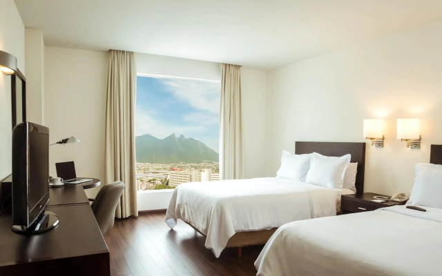 Fiesta Inn Monterrey Tecnológico