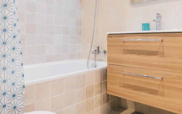 Amalur apartment by People Rentals