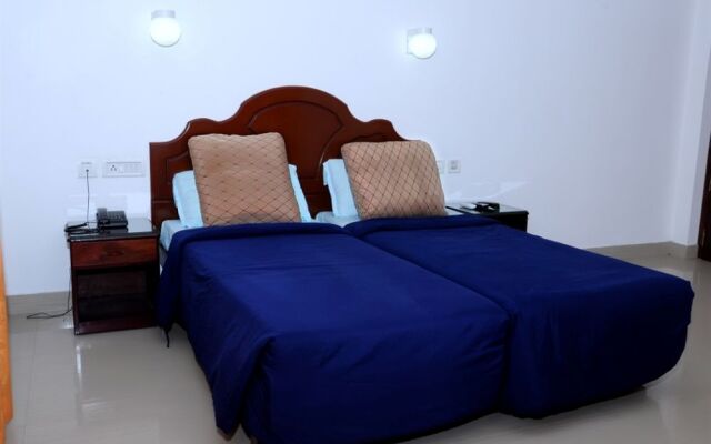 Vedanta Wake up! by Lighthouse Beach, Kovalam