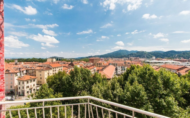 Vanchiglia Cozy Flat with Terrace and City View