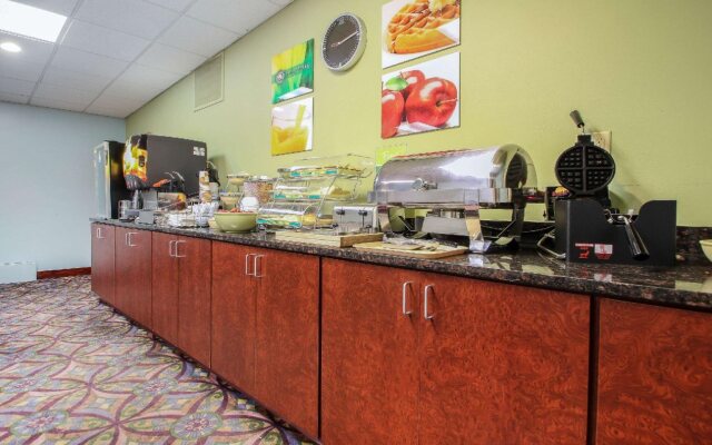 Comfort Inn & Suites
