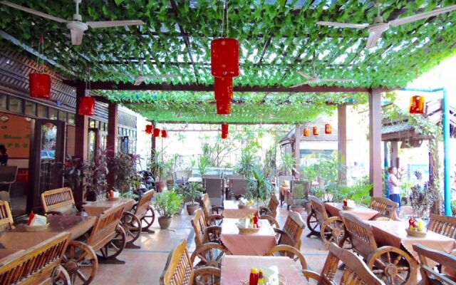 Lao Blossom Hotel
