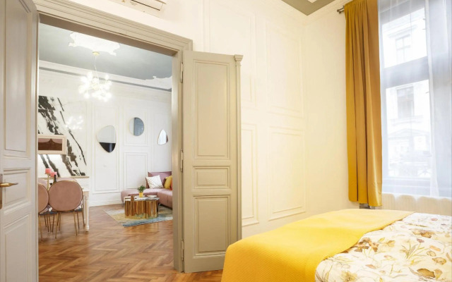 Palace Apartment by Main Station - President