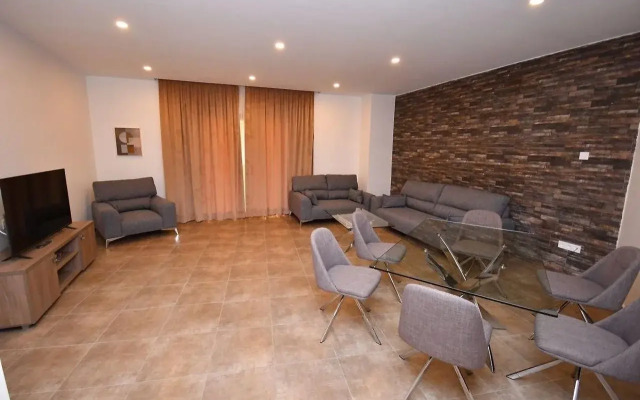 Appart Hotel Ryadi