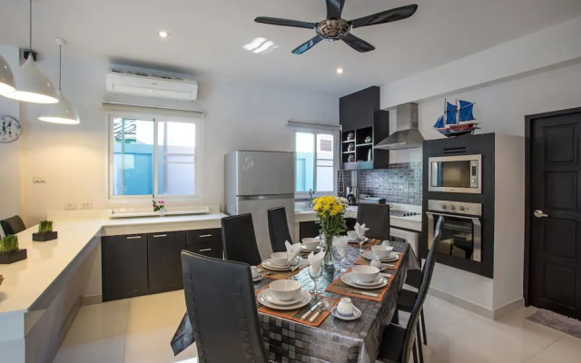 Modern Elegance 3BR Pool Villa Marine