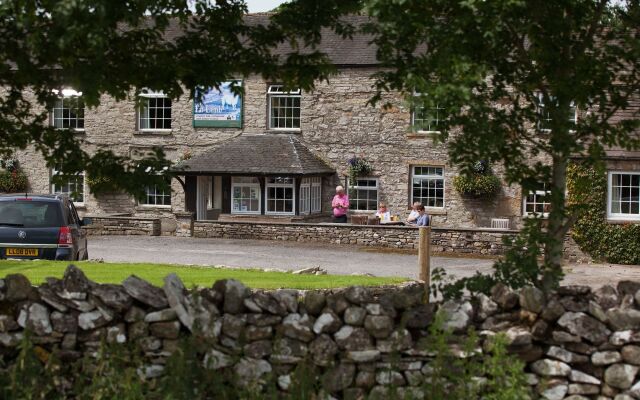 The Fat Lamb Country Inn and Nature Reserve