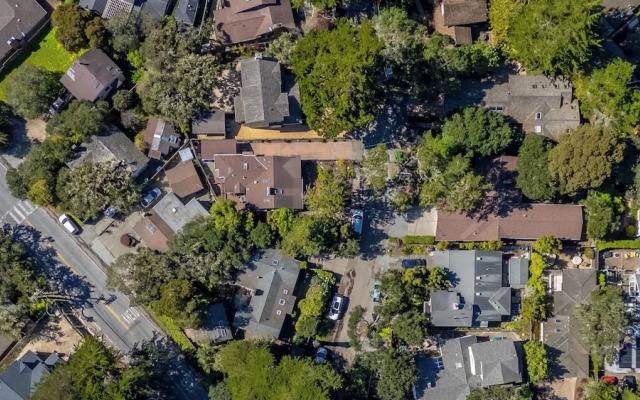 Snuggle Inn A Romantic Couples Retreat!