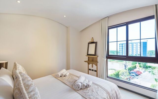 Venetian Suites by Favstay
