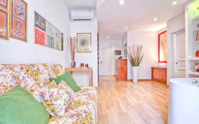 Vatican apartments-Vatican Museums area