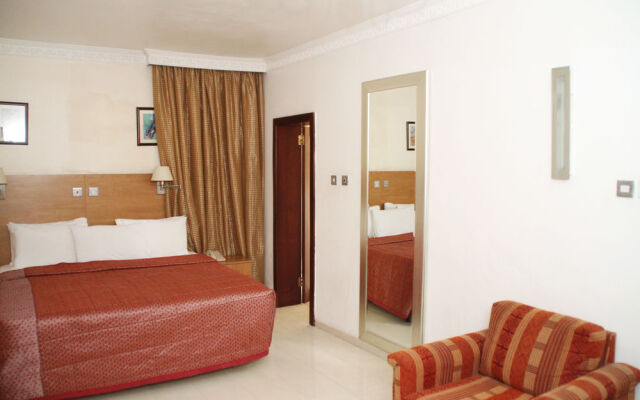 Bec Suites