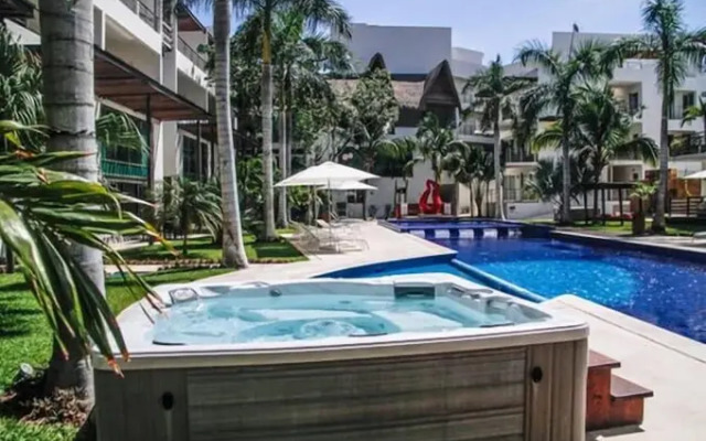 Via 38 Buda By Playa Paradise