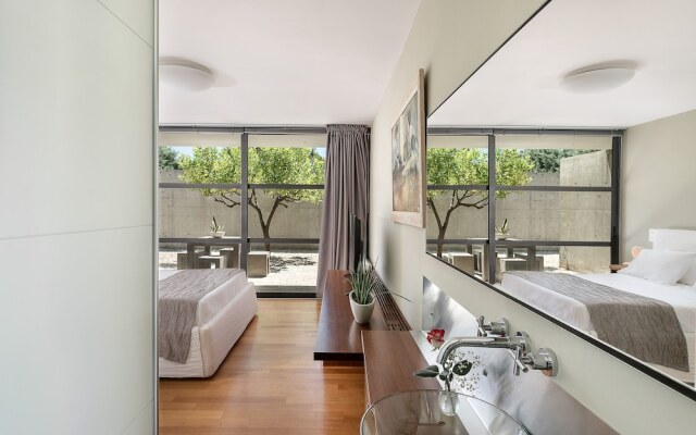 Villa 7 Masterwork Contemporary